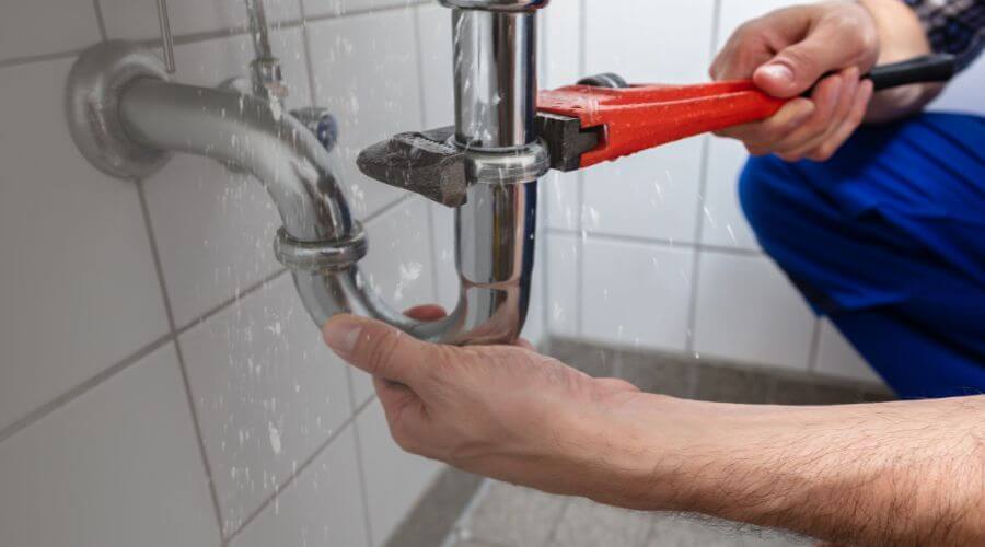Electronic Leak Detection in Early, IA